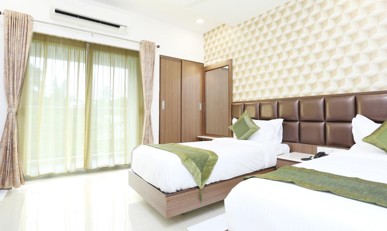 Treebo Pechis Castle Hotel Chennai Exterior foto